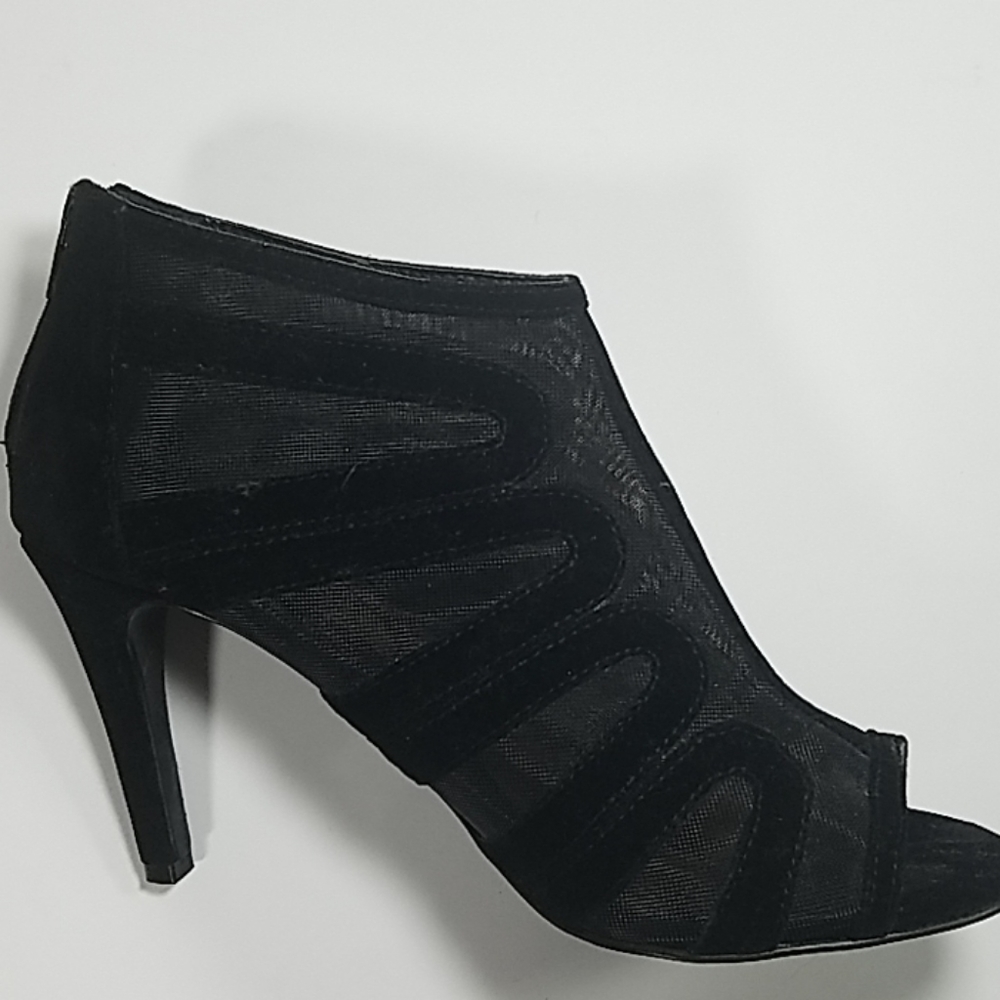 SOLD ON EBAY Style & Company 7.5 Black Heels - Picture 2 of 8